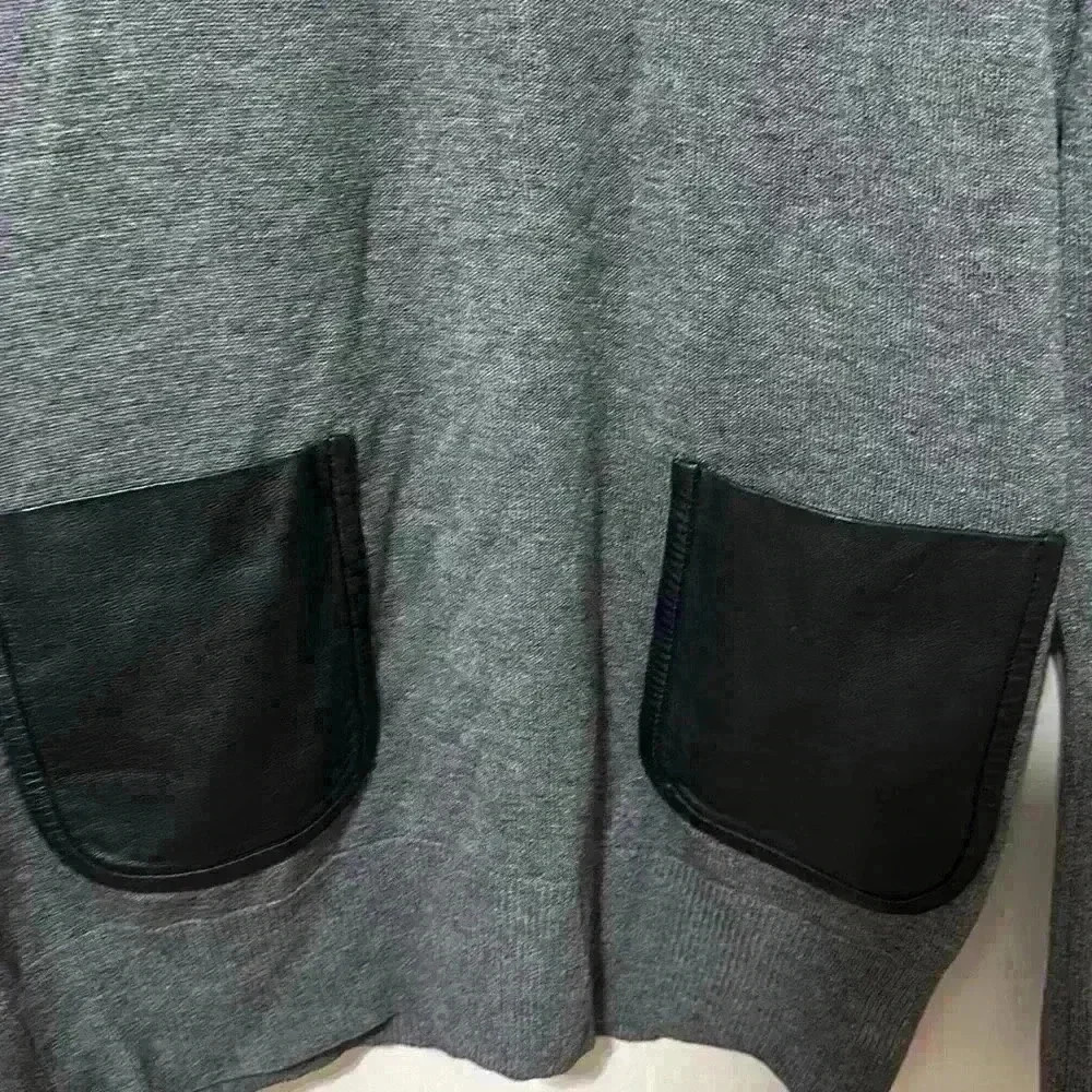 Burberry - Picture 5 of 6